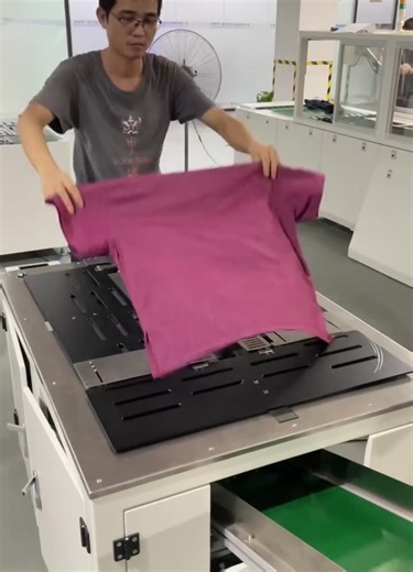Automatic Clothes Folding Machine: Simplify Your Laundry Routine