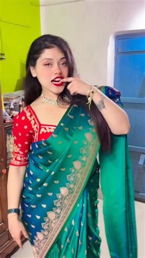 Neha Debnath ❤️ on Instagram: "Trending dance ❤️#dance #dancer #dancing"