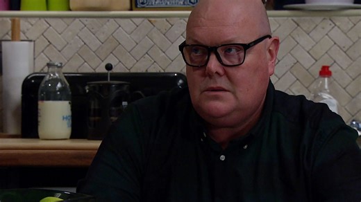 Emmerdale fans spot major blunder as Paddy receives court date - did you notice?