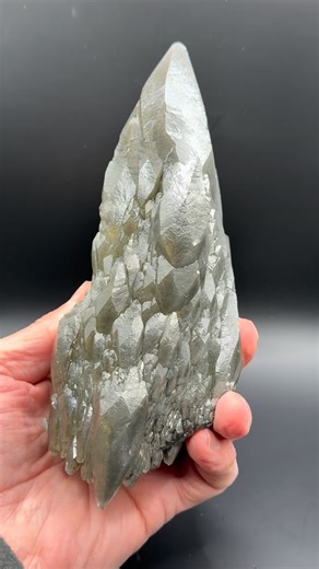 Stan Perry on Instagram: "I’ve got the Dragons Rounded up! These are the last of what I’ve saved back from the OG Dragon Scale Pocket Calcite. The last of the material came out in late 2024. Who would like to see me have a quick sale this weekend? I would do my best to get them out before Christmas! Thank you for your support all year. As a small business I appreciate it so much! 🙏👍 #dragonscale #dragonscalecalcite #calcite"