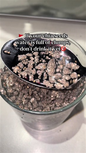Those clumps usually mean the chia seeds weren’t fully separated when you mixed them in⚠️…Some seeds started gelling right away, while others stayed dry and stuck together❌ …✅Pro tip: Stir once after adding the water, then stir again 5–10 minutes later…That simple step helps prevent clumping🌱💦💫.… #chiaseeds #guthealth #nutrition #wellness #healthtips