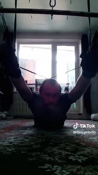 Улучшите осанку с Прави́лом — тренажером для спины