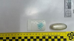 Pretendía pasar un kilo de cocaína en el interior de su cuerpo en el aeropuerto de Gran Canaria