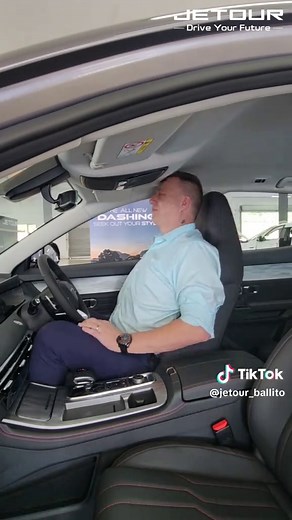 Experience Comfort in the Jetour Dashing Driver's Seat