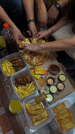 Pídelo desde Casa 🙌🏻 con amigos, familia, después de la chamba 🔥 AMORELLA es una muy buena opción para pasar esos días de reus y pedir por delivery 🛵🔥 Se viene un súper sorteo por el día de la Madre, así que sigue todas las cuentas de AMORELLA, atentos porque ya salen las instrucciones para que puedas participar ☺️🔥🙌🏻 Nos vemos en AMORELLA ☺️🙌🏻 Ica - Perú | Emanuel Valle