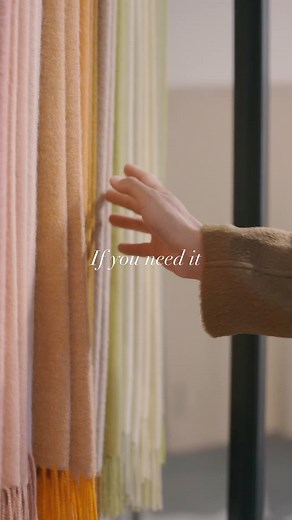 A soft throw, a quiet corner, and a moment to breathe — sometimes that’s all it takes. Crafted in alpaca, our Classic Throw is made to bring comfort and ease, wherever the season finds you. 🤍 #QuietLuxury #CozyWithAlpaca #HomeStyle | alicia adams alpaca inc.