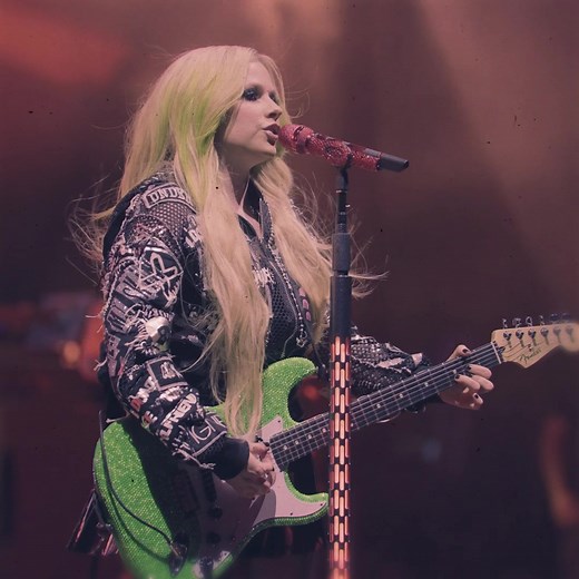 Avril Lavigne's Greatest Hits Tour: Last Shows Ahead!