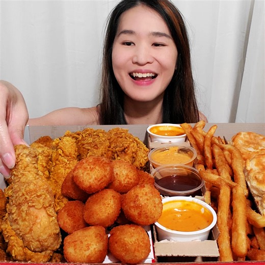 Eating some new food items from KFC! Got their Mike's Hot Honey Fans Favorite's Box and new Potato Poppers! #mukbang #kfc #asmr #friedchicken #crispy #eatingsounds | Peggie Neo
