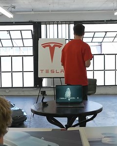 Made a new Tesla and presented it to some gullible strangers lol | Airrack