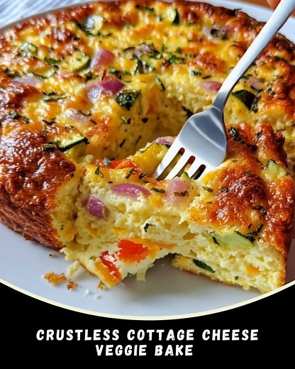 Crustless Cottage Cheese Veggie Bake Short hook: I made this easy, cozy veggie bake today - high protein, low carb, and so warm. Try it for dinner! Serves: 4 You’ll need • 2 cups low-fat cottage cheese • 4 large eggs • 1 cup shredded mozzarella (or cheddar) • 1 cup chopped broccoli (fresh or thawed frozen) • 1 small zucchini, diced (about 1 cup) • 1/4 cup grated Parmesan (optional) • 1 tsp garlic powder • 1 tsp Italian seasoning • 1/2 tsp salt (or to taste) • 1/4 tsp black pepper • 1 tbsp olive