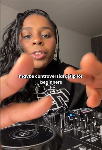 Do you really have to mix in key the entire set? 🤔 Not exactly — here’s why. A lot of beginners hear “only mix in key” and take it as a hard rule. And yeah, harmonic mixing sounds great… but treating it like law for a full 60-minute set? That’s where people get stuck. This is actually one of the biggest reasons DJs feel boxed in or run out of options mid-set. The truth: mixing in key is a tool, not the whole strategy — and using it flexibly is one of the most effective ways to level up your set