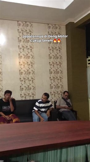 Jabatannya di geng motor cukup serem😎‼️ ada yang sama ga nih, sunat yang nungguin 1 kampung hehe Jangan lupa follow juga @kaptenkhitanindonesia agar tidak ketinggalan info menarik lainnya ya bunn. . Follow ➡️ @kaptenkhitanindonesia Follow ➡️ @kaptenkhitanindonesia Follow ➡️ @kaptenkhitanindonesia KAPTEN KHITAN INDONESIA Khitan No.1 di Jombang #Sunat Nyaman & Aman, Cepet Penyembuhannya 🥳 🕗 Buka Senin - Sabtu : Pagi 06.00 - 12.00 Sore : 16.00 - 21.00 Minggu Libur, Kecuali Hari Libur Tetap Buka 