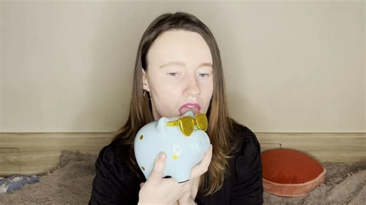 【YULYA RYABOVA】轻语 烛火 与存钱罐220126