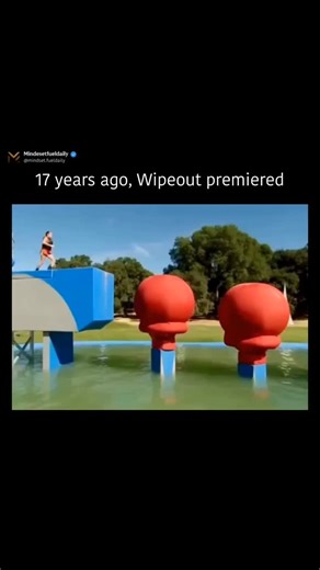 Mindsetfueldaily on Instagram: "I’ve always wanted to try something like this! “Wipeout” is a wild game show where contestants take on a massive obstacle course filled with hilarious, chaotic, and physically demanding challenges. Slips, jumps, splashes — falling is basically guaranteed. The original series ran from 2008 to 2014, and it made a comeback in 2021 with a brand-new cast. So tell me… do you think I could actually finish a Wipeout course? #Wipeout #WipeoutCourse #GameShowFun #ObstacleCh