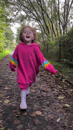 Chris Farrell (@ceefax1)’s videos with original sound - lovinghonestkind