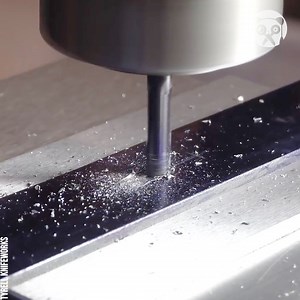 2.1M views · 22K reactions | Molding metal to make a Damascus dagger Partner: Tyrell Knifeworks: youtube.com/channel/UCCpTqqf9_tHyF6A-yrnYytw Follow: instagram.com/tyrellknifeworks/ | Crafty Panda | Facebook