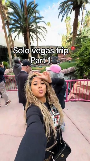 Come with me on a solo vegas adventure yall. Should i make my solo trips into a series ? I feel like its helping my followers with social anxiety thats scared to do anything alone 😩