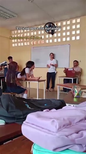 Clase de cabronologia con el profe julio🫡 #Viral #promo2025 #estudiando #liceo