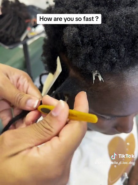 #locextensionsnyc #locextetensions #prettybelledreads #womenlocstyles #foryoupage #locreplacement #loctutorials #loctutorial #locinstallations #locinspiration #loctician #locsoftiktok