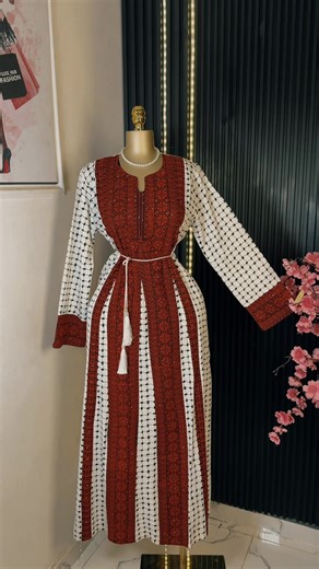 Stylish Abayas for Eid Celebrations