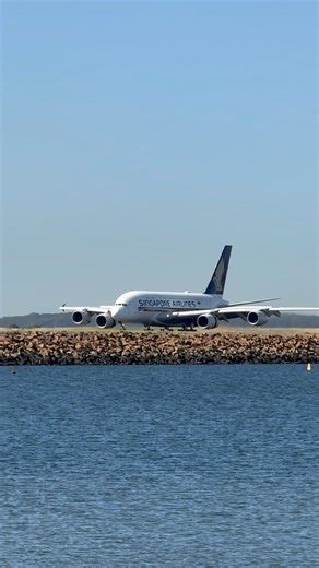 The world’s largest passenger plane - Singapore Airlines Airbus A380 landing in Sydney #planespotting #aviation #planes | Sydney Skies