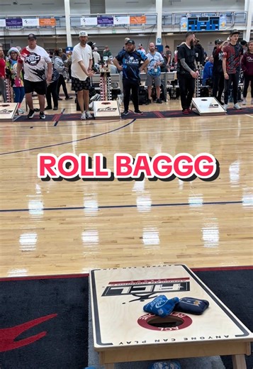 Mastering the Roll Bag Technique in Cornhole