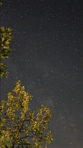 Canon Eos 450d Timelapse video of the night sky