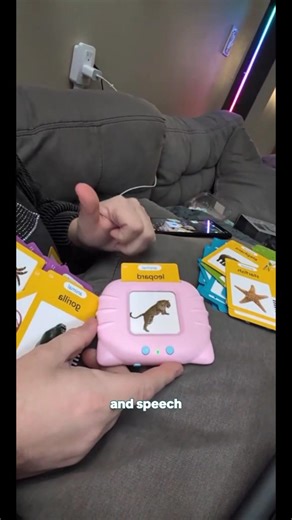  Your child's first teacher is here!  This magical talking flash card reader speaks crystal-clear English to help kids learn 224 words all by themselves! Just insert cards and watch those little eyes light up   Real American pronunciation 曆 112 double-sided learning cards  Perfect 4.2" size for tiny hands  Covers animals, foods, numbers & more Screen-free learning that grows with your child! ✨ | Nailstem+ce | Facebook