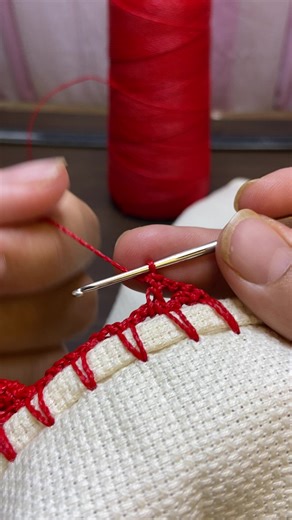Step-by-Step Crochet Tutorial: Easy Table Runner