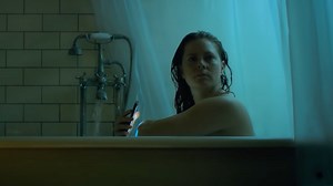 'The Woman in the Window' met Amy Adams krijgt trailer voor Netflix-release