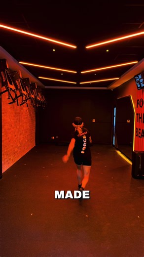 Found kettlebells in lockdown. Found hot training by accident. Lost 14kg by showing up… Built FORGE because training is better with good people, no egos, and a bit of suffering together. I’m on the floor with you. Sweating. Laughing. Swearing. FORGE is for everyone 🔥 #gymtok #5amclub #capetownfitness #disciplineovermotivation #capetown