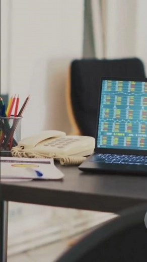 Is Python Still Worth Learning? (The Future)🤔