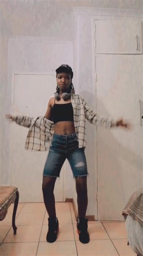 ame amzah (@ame.amzah)’s videos with original sound - S&N