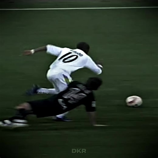 The Ultimate Robinho Step Over Skills