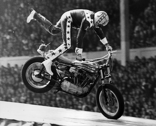 How Many Bones Did Evel Knievel Break in His Daredevil Career? - Sportscasting | Pure Sports