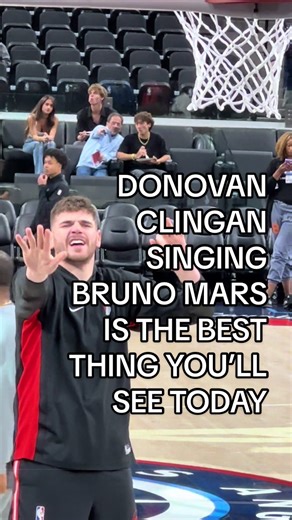 Donovan Clingan singing Bruno Mars is the best thing you’ll see all day #lol #nba #blazers #fy #fyp