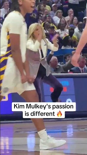 Kim Mulkey is always bringing the energy 🔥