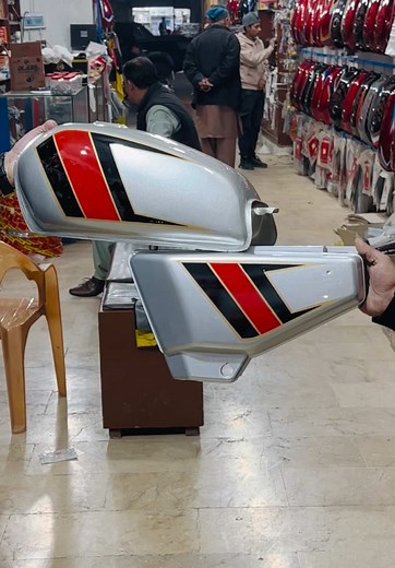 Honda 70 Modified Model in Silver Color