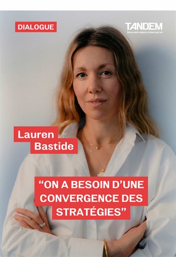 “Nos luttes convergent déjà, s’il y a un problème, c’est une question de méthode. Il faut une convergence des stratégies.” La convergence des lutte est-elle nécessaire ? C’est à cette question que répondent Lauren Bastide, Lou Trotignon, Grace Ly, Benoît Hamon et Cyril Dion pour le numéro 13 de Tandem. Un dialogue à retrouver en librairies, Fnac, Relay et en commande sur notre site (lien en bio). Propos recueillis par : Lucas Bidault Montage : Elise Desmaretz Photo de couverture : @arthur.gau, a