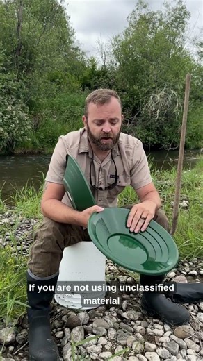 Meet our large 14 inch prospecting pans!