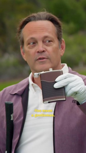 Just a little swing juice. #CurbYourEnthusiasm #HBO #LarryDavid #JeffGarlin #VinceVaughn