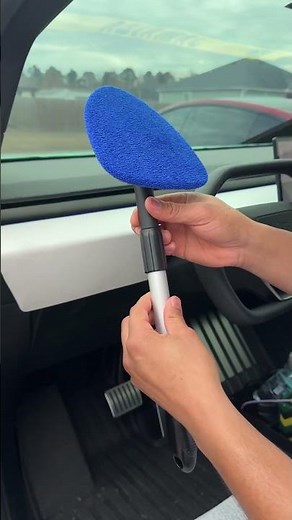 How to easily clean your Cybertruck windshield! 😁