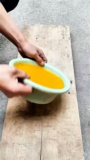 1.7K views | Beeswax Cleaning Tip – Get a Pure and Shiny Finish #beeswax #cleaning #diy | 5s Crafts | Facebook