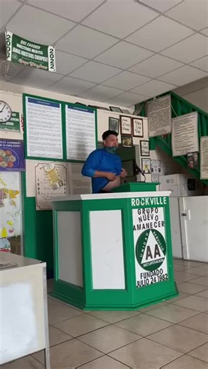 #AA #alcoholicosanonimos89años #AAaniversario89 #alcoholicosanonimos88años #hijos #losborrachossecos #sociopata #dejendesufrir😂😂😂😂 #caos #desorden #nohayrecuperacion #borracherra #estragosdelalcohol #12sintomasdelaborracheraseca #viveydejavivir #aa #billw #alcoholicosanonimos89añosaños