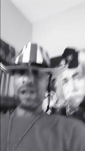 Funny A Day w/Michael Ray🤣