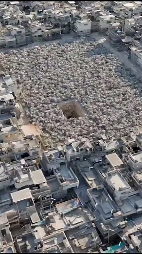 2.1M views · 2.3K reactions | Distopian Dense Urban Setting Video by:...