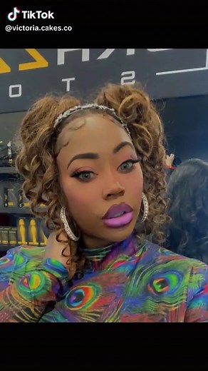 Victoria cakes collect (@victoria.cakes.co)’s videos with Only Love - 𝐒𝐡𝐢𝐡𝐨 𝐌𝐮𝐬𝐢𝐜 🎧