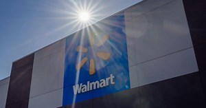 Walmart is selling a 'fantastic' $560 15.6-inch laptop for $280, and shoppers say it 'feels high end'