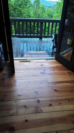 Exploring the Secret Box Cabin Experience