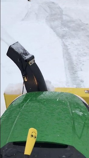 D110 John Deere lawn tractor snowblower vs. Canadian winter